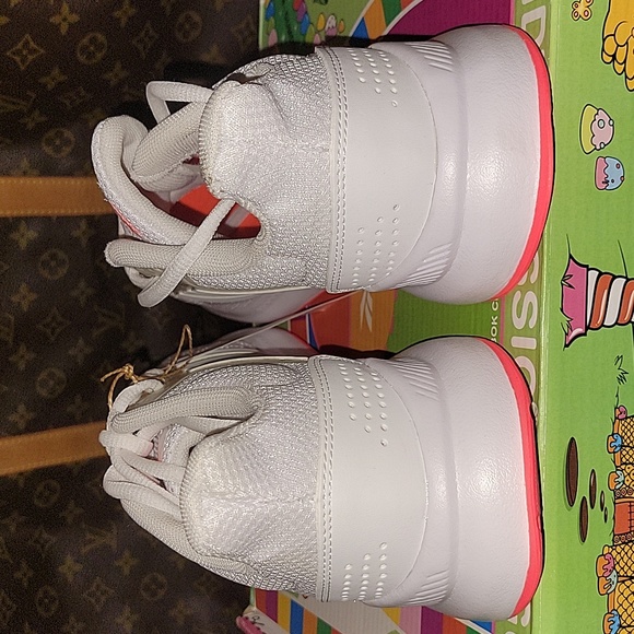 Adidas Run Falcon Runners - Picture 4 of 7